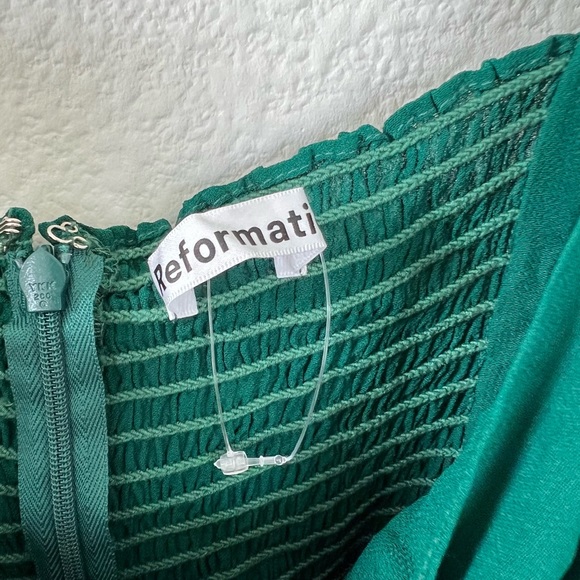 Reformation Emersyn Dress in Emerald Green, New without Tags - Picture 7 of 9